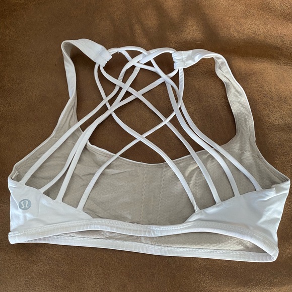 Lululemon Bra Size 6 - Picture 2 of 2